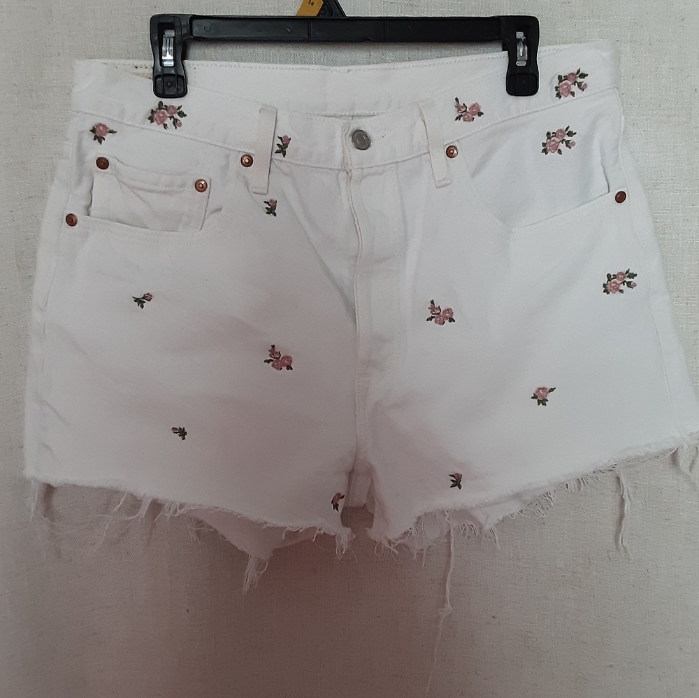 "Levi" Embroidered Cutoff Shorts